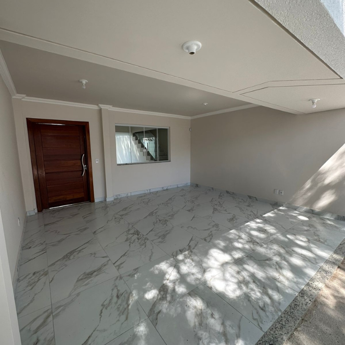 Valor R$ 489.000,00 (44)